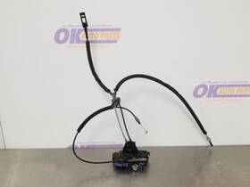 181.fd8g22 Ford Truck 22 Explorer Xlt Door Latch Front Right Passenger