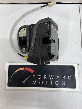 13507153 General Motors 2014 - 2019 Cadillac Cts Right Front Door Latch Lock With Actuator Used Oem