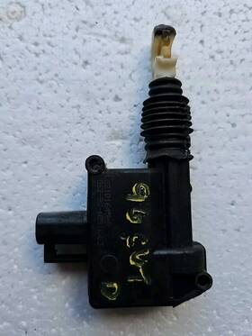 22100852 General Motors Gm Oem 1990-97 Buick Chevy Pontiac Cadillac Olds Door Lock Actuator