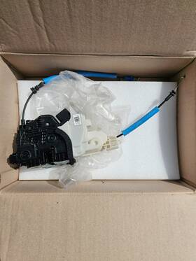 81320-ar010 Genesis Gv70 Front Passengers Door Lock Latch 18k 2022 2023 Oem L9