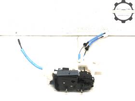 81420-d2011 Genesis 2017-2019 G90 Right Passenger Rear Door Lock Latch Actuator Motor Oem