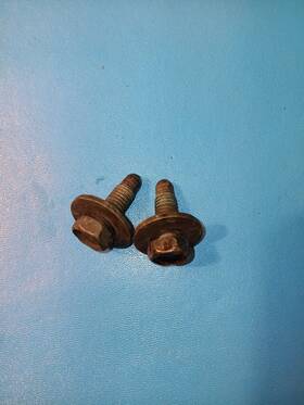 15044830 Gm 04-12 Chevy Colorado Ext Cab Passenger Rear Door Upper Strike Plate Latch Bolts