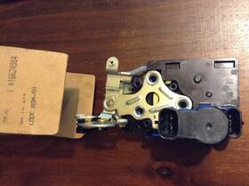 16624984 Gm Rt Rear Side Door Lock 91 92 Olds 98 Electra Bonneville Lesabre