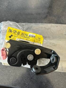 25784599 Gm Van Side Door Latch