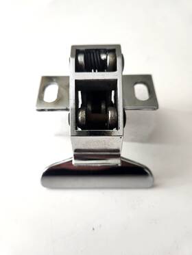 3963103 Gm #3963104 1969-1972 Corvette Coupe Removable Rear Window Latch Lock Used Oem