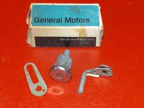 9632751 Gm Nos 1977 Chevrolet Buick Cadillac / Door Lock Cylinder Corvette