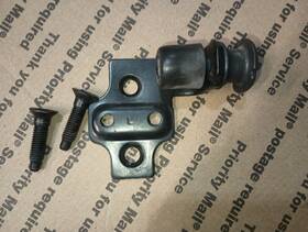 15709797 Gm Gmc Chevy Chevrolet 97-03 S10 Blazer Jimmy Bravada 4 Door Rear Lift Gate Stop Bumper Lh Driver Side