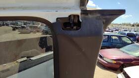Gm Trucks 25992794 2007-2013 Chevy Silverado 2500 Driver Left Rear Door Latch With Rods/cables Back