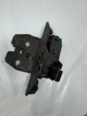 13524683 Gmc 2018-2023 Terrain Rear Trunk Lid Liftgate Tailgate Lock Latch Actuator Oem
