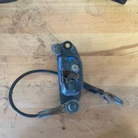 181.gm9y11 Gmc Truck 2011 Sierra 2500 Lh Tailgate Latch And Cable 526899
