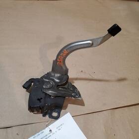 181.ho1l18 Honda 2018 Hr-v Hood Latch