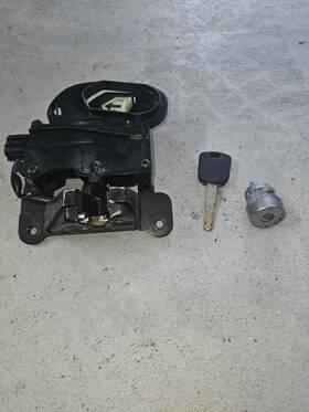74850sjca02 Honda 2006 - 2025 Ridgeline Trunk Cargo Bed Box Lock Latch Actuator With Key Oem