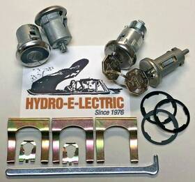 Py268 Hydro-e-lectric New 1966-1967 Cutlass F85 And 4-4-2 Ignition Door Trunk Lock Set- 1 Key System