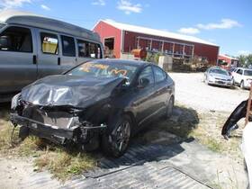 181.hy1s17 Hyundai Elantra 2017 Keys/latches/locks 1604775
