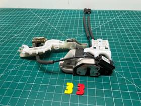31331-00300 Hyundai 13-13 Santa Fe Front Right Passenger Side Lock Latch Actuator Oem