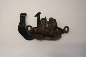 181.in1305 Infiniti 2003-08 Fx35 Hood Latch