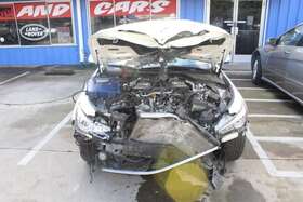 643.in1m17 Infiniti Q50 2017 Front Driver Left Lock Actuator