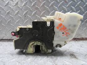 643.in1u97 Infiniti 1997 Q45 Left Driver Front Door Latch Lock Actuator