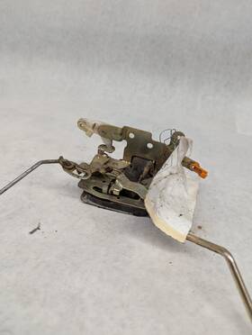 727.in1l02 Infiniti 2002 I35 Door Latch Lock Left Driver Rear Back 2003 2004
