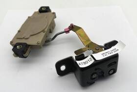 905587s600 Infiniti Oem 04-10 Qx56 Trunk Liftgate Window Glass Latch Lock Actuator Motor