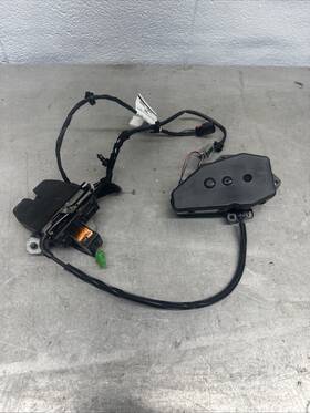 C2d19833 Jaguar 2010 - 2019 Xj Xjl Xjr Trunk Lid Latch Lock Actuator With Motor Oem