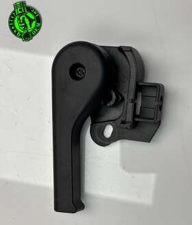 Jde22106pvj Jaguar / Land Rover 2016-2023 Xe Xf F-pace Lr Velar Hood Lock Latch Release Handle With Bracket