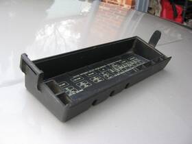 56005877 Jeep Cherokee Xj 91-95 Engine V-6 V-8 Fuse Box Cover Power Distribution Center