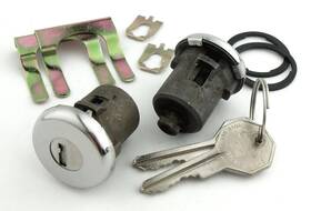 18123 Jegs Door Lock Set Fits Select 1962-1970 Gm Models Original Octagon Keys