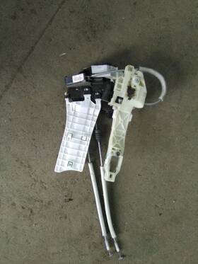 181.ki1d14 Kia 2014 Soul Left Driver Front Door Latch Assembly