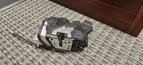 81310-2p000qqk Kia 2010-2015 Sorento Drivers Front Door Latch Assembly Oem