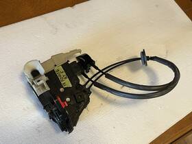 Kia 81320-a7021 14-18 2014-2018 Forte Front Right Door Lock Latch Actuator Oem