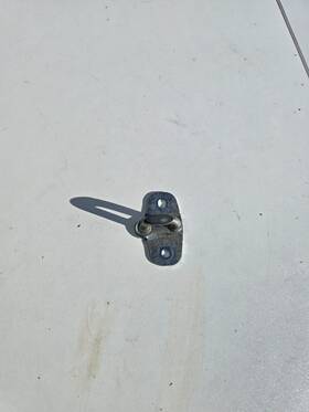 814503r000 Kia 2011-2016 Optima Door Lock Striker Pin Oem