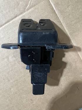 81800-q5000 Kia 81800q5000 Seltos Rear Trunk Tailgate Lock Latch
