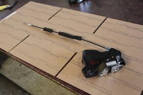 643.le1j10 Lexus 2010 2011 2012 2013 Is250 Is350 Right Passenger Front Door Lock Actuator