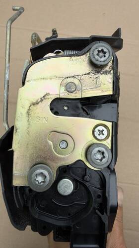 69320-33030 Lexus 97-01 Es300 Oem Front Left Driver Door Lock Latch Actuator Tested