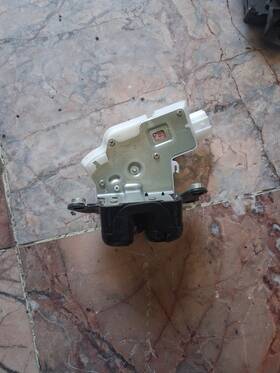 6935076010 Lexus 2019-2024 Ux250h Ux200 Tailgate Liftgate Back Door Lock Latch Actuator Oem