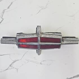 D5vb-6043516-a Lincoln D5vy6043516a 1975-1978 Trunk Lock Flip Cover Ornament Emblem Red Chrome