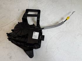 670037458 Maserati 2014-2024 Ghibli Rear Trunk Lid Latch Lock Actuator Motor Oem