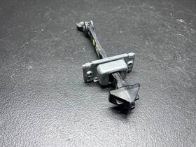 Bbm472270b Mazda 2010 - 2013 3 Front Right Passengers Side Door Check Stop Oem