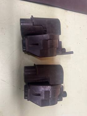 126-800-03-48 Mercedes-benz Qty 2 Central Door Locking Vacuum Pumps For 81-85 W126