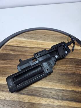 1637400293 Mercedes-benz 98-05 W163 Ml500 Ml350 Trunk Lid Tailgate Lock Handle Oem 1637400293 Mercedes-benz 98-05 W163 Ml500 Ml350 Trunk Lid Tailgate Lock Handle Oem