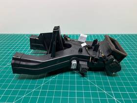 1668300003 Mercedes-benz 12-19 W166 X166 Ml Gl Gle Console Rear Air Flow Vent Duct Tube Oem