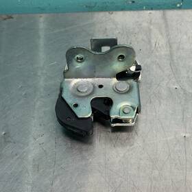 2039200872 Mercedes-benz 01-07 W203 C Class Rear Bench Seat Lock Latch Oem Genuine