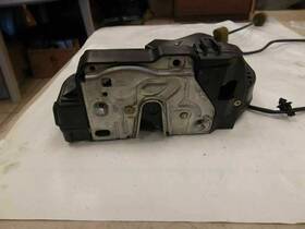 643.mb1e02 Mercedes-benz Rear Door Lock Actuator Passenger C Class 01 02 03 04 05 06 2006 2005 2