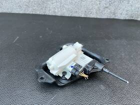 A1667600900 Mercedes-benz W166 X166 Gl450 Gl350 Rear Driver Side Door Closing Motor Oem