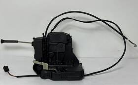 A2037200435 Mercedes-benz 01-07 W203 C-class Front Right Door Lock Latch Actuator Oem