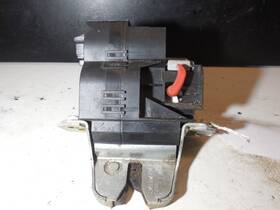 A2037400235 Mercedes-benz 02-05 C230 Hatch Latch Actuator Tailgate Lock Catch