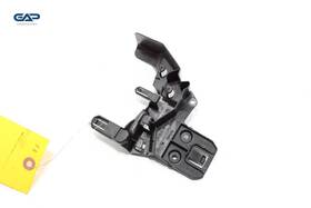 A2057230414 Mercedes-benz C300 C43 C63 W205 Front Right Side Door Lock Latch Bracket Oem 2015-21