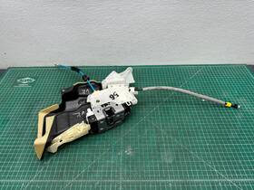 A2127230108 Mercedes-benz 10-16 E-class W212 Front Left Driver Side Door Lock Latch Actuator Oem