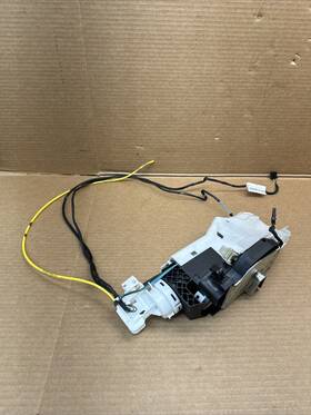 A2307200535 Mercedes-benz 03-12 R230 Sl Front Left Driver Seat Door Lock Latch Actuator Oem #26